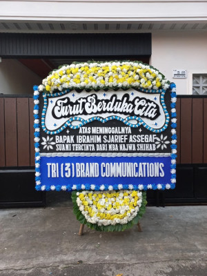 Papan Bunga Duka di Botumoito